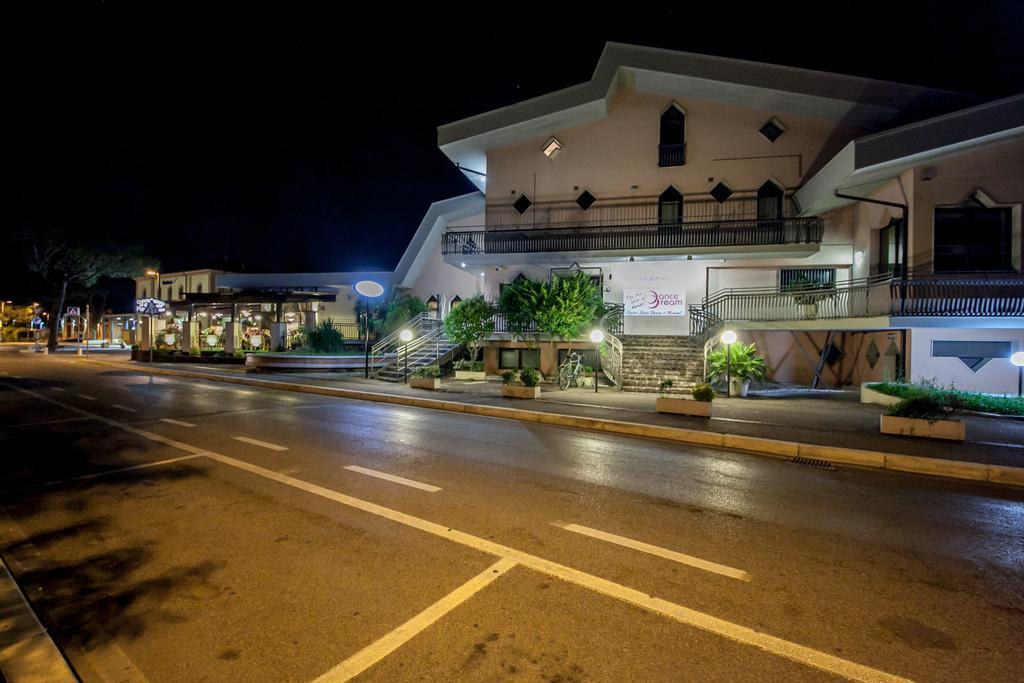 L'Approdo Hotel Cesenatico Exterior foto